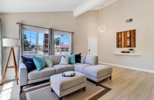 Bermuda Dunes House | Port Royal Retreat