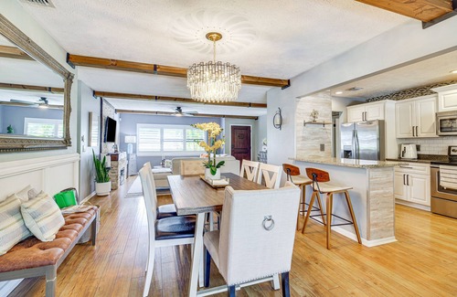 Port Saint Lucie House | Port St Lucie Retreat: Lanai w/Private Pool!