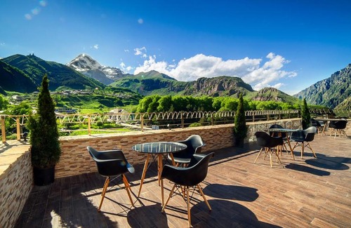 Stepantsminda Hotel | Porta Caucasia Kazbegi
