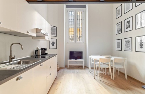 Porta Nuova Apartment | Porta Venezia Modern Loft - The Green Door