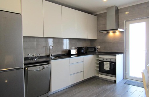 Bombarral Apartment | Porta40 - Vacation House