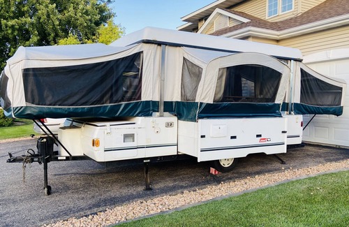 Waconia House | Portable Travel Popup Camper Pet Friendly AC/Heat