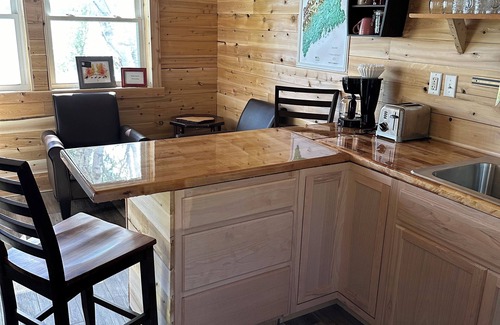 Portage Lake Cabin | Portage Lakeside Cabins, The Bird's Nest