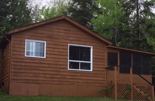 Kenora Cabin | Portage Lodge - Cabin #6 (5 people) - Kenora, Ontario, Canada
