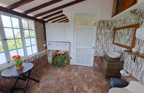 Alegrias House | Portal La Mariana