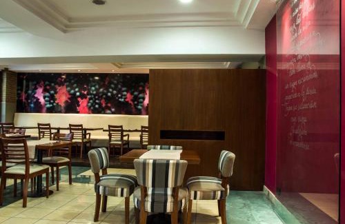 Historic Center Hotel | Portal Plaza Suites