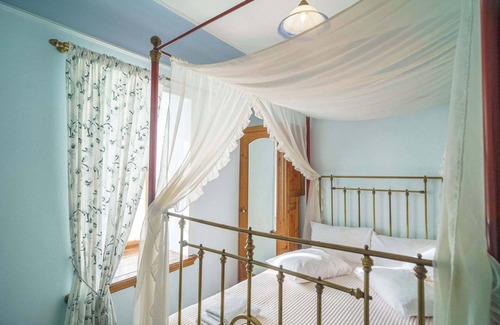 Portaria Bed & Breakfast | Portaria Pool Gem - Palladio Pool Escape