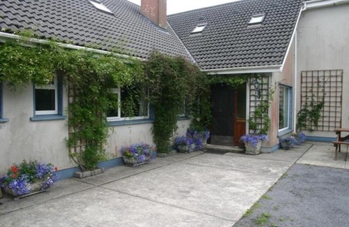 Carrowmoreknock Bed & Breakfast | Portarra Lodge Guesthouse