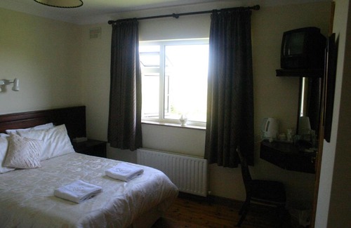 Carrowmoreknock Bed & Breakfast | Portarra Lodge Guesthouse