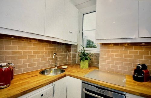Porte-Dauphine Apartment | PORTE MAILLOT & ETOILE - PERFECT WORK & TOURIST LOCATION - LUX RENOVATED FLAT