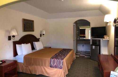 Porter Hotel | Porter Executive Inn & Suites