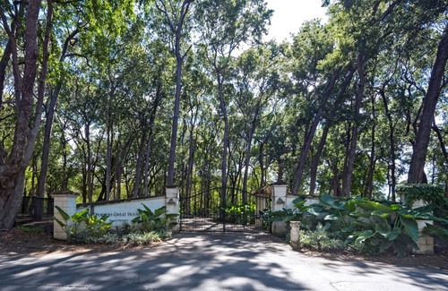 Porters Villa | Porters Villa by Blue Sky Luxury