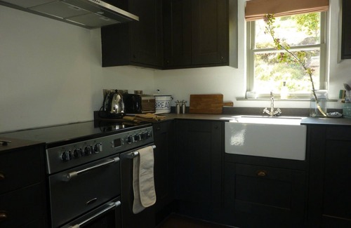 St Just House | Porth Nanven Cottage, Near St Just & Coast, Dog Friendly with Parking