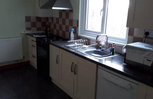 Porthcawl House | Porthcawl House Near Beach With Extensive Parking