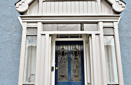 Porthmadog House | Porthmadog, Mountain Views, 5 Bedrooms, 5 Bathrooms, Sleeps 11