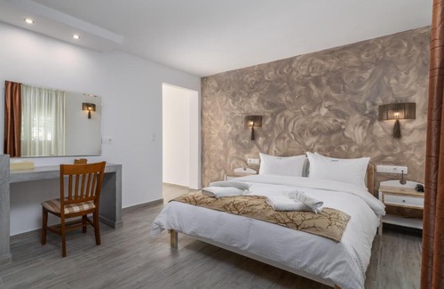 Adamas Hotel | Portiani Hotel