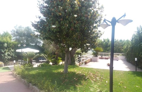 Grottammare Apartment | Portion of villa with garden in Grottammare