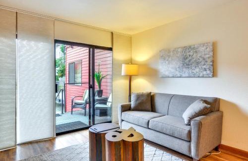 Old Town Chinatown Apartment | Portland Condo with Hot Tub Access, Near Downtown!