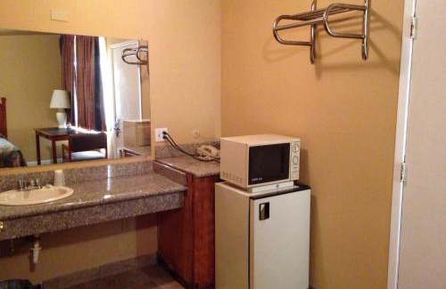 Parkrose Hotel | Portland Value Inn