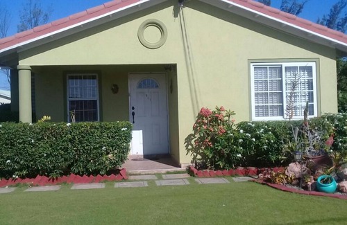 Caribbean Estates Cabin | Portmore Country Club Elegance