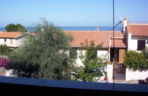 Porto Alabe House | Porto Alabe: At 100 meters from the beach, the cool of the house to relax in the garden