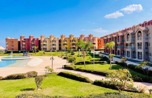 Ras Sudar Ski Chalet | Porto El Sokhna Chalits In Water Front