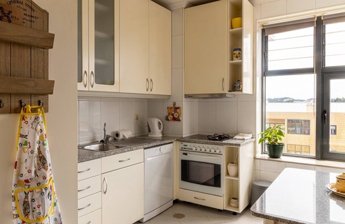 Madalena Apartment | Porto Gaia City and Beach