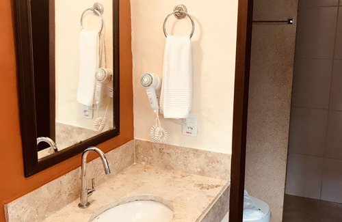 Pontal da Cruz Hotel | Porto Grande Hotel & Convention