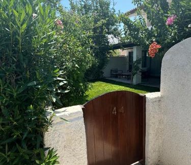 Plepi House | Porto Hydra - Villa 44