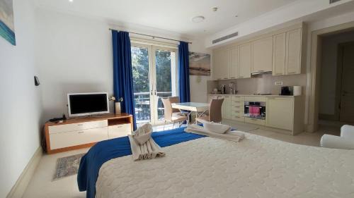 Tivat Hotel | Porto Montenegro Zeta 102 - Cozy Studio