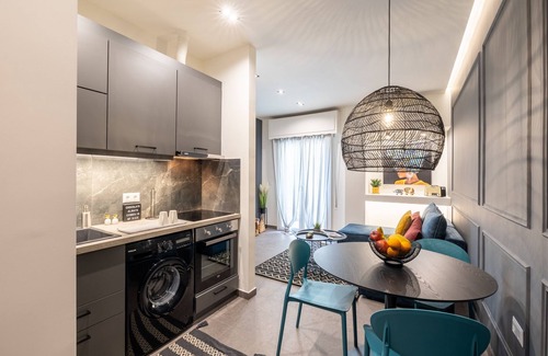 Piraeus Apartment | Ports Crossroad E