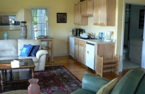 Kittery Cabin | Portsmouth Harbor Boathouse