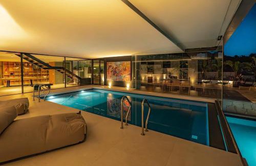Carreco Villa | Portugal Active Eben Lodge - Heated Pool