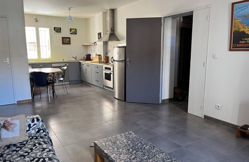 Port-Vendres Apartment | Portus Veneris Spacious, air-conditioned, quiet apartment, 3 ⭐️, beach and town center access