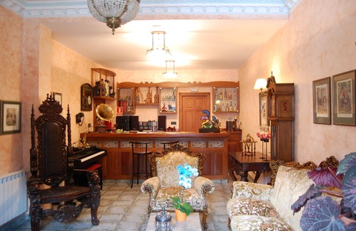 Vega de Pas Bed & Breakfast | Posada Casa de Don Guzmán