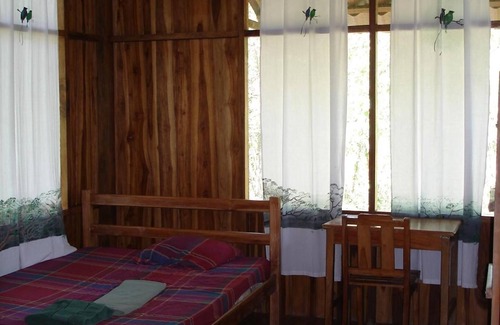Dominicas Hotel | Posada Cerro Escondido