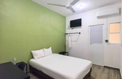 Crucecita Hotel | Posada Coral