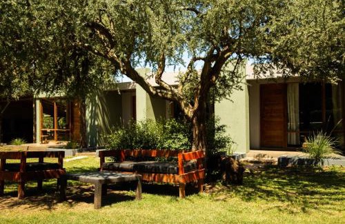 Carpinteria Hotel | Posada del Manzano
