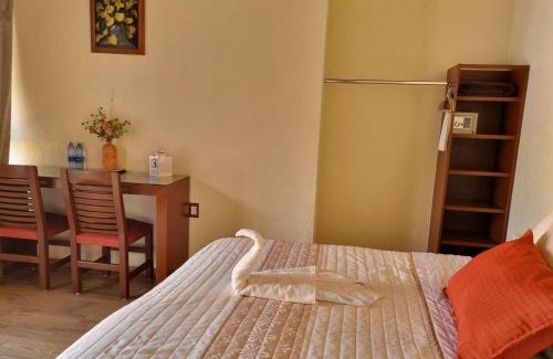 Tepoztlan House | Posada El Canto del Cenzontle