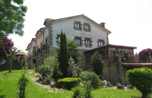 Puente Viesgo House | Posada La Anjana