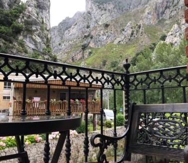 La Hermida Hotel | Posada La Cuadrona