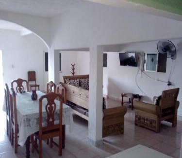 Salina Cruz Hotel | Posada la istmeña