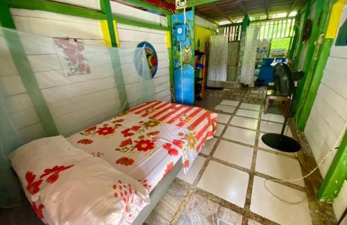 Bahia Solano Hotel | Posada Madre Tierra