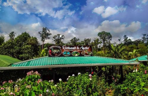Bijagua Bed & Breakfast | Posada Río Celeste La Amistad