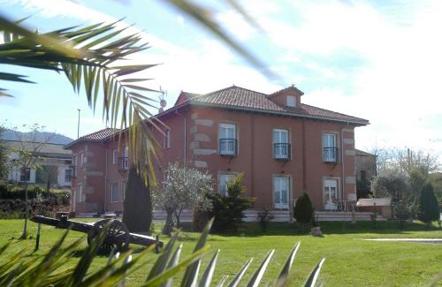 Aldeanueva del Camino House | Posada Tresmentiras