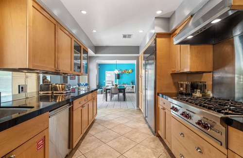 Warm Sands House | Poseidon's Adventure - Stunning Pool, Spa & Mountain Views