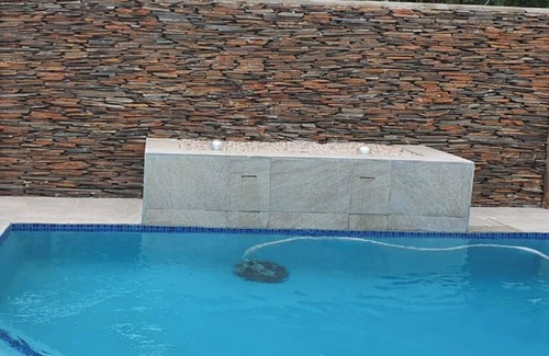 Bulawayo Apartment | Posh 3 bedroomed guesthouse in Hillside with pool - 2039