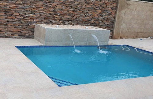 Bulawayo Apartment | Posh 3 bedroomed guesthouse in Hillside with pool - 2039