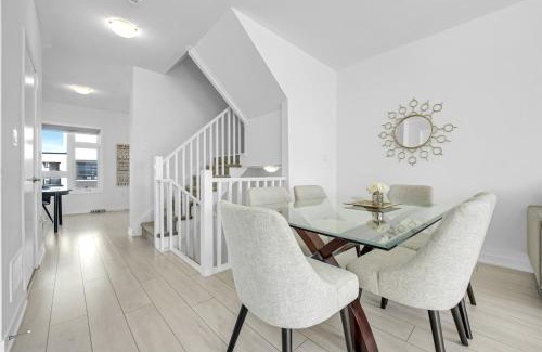 Burlington House | Posh 4 Bed Home with Backyard in Great Location