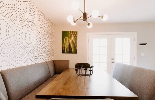 Arts District House | POSH, Beautiful 4BR Townhome - Walk to Old Town!